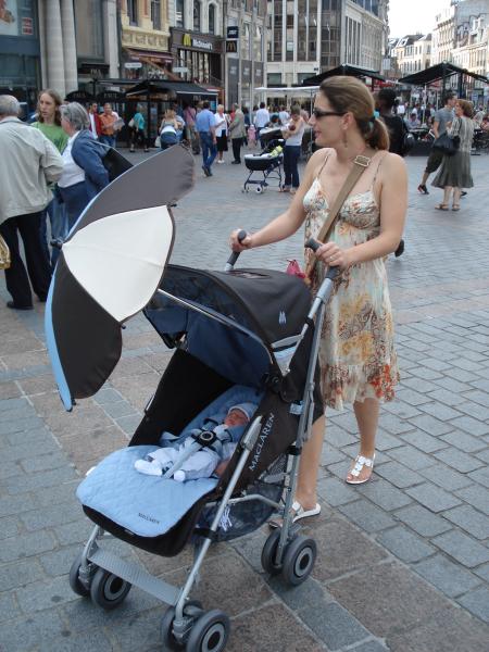 D�couverte de la Grand'Place. Qui a dit qu'il ne fait pas beau � Lille ?